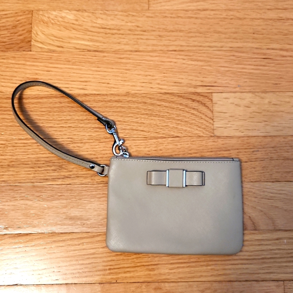 Coach leather wristlet